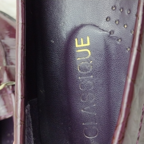 Classique Purple Lizard Faux Patent Leather Slip On Low Heel Loafer Shoe - Picture 11 of 15